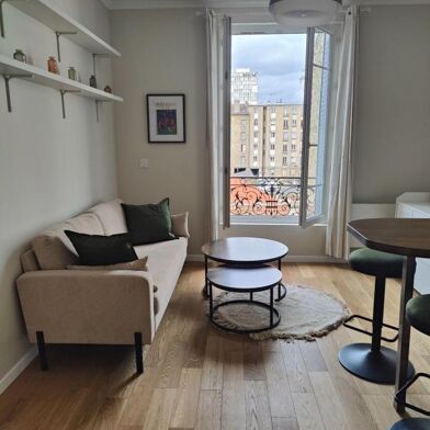 Appartement 2 pièces 1040 €