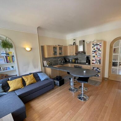 Appartement 3 pièces 2200 €