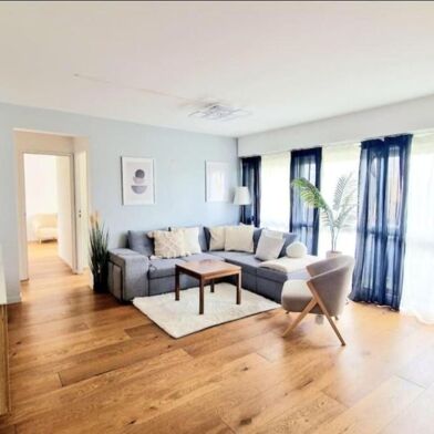 Appartement 4 pièces 3420 €