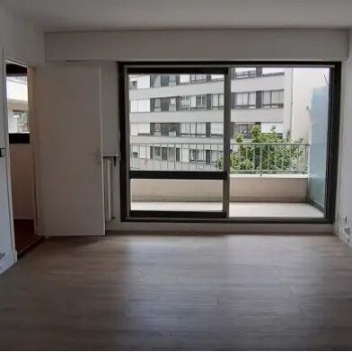 Appartement 1 pièces 970 €