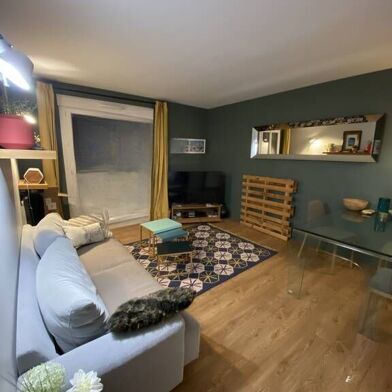 Appartement 5 pièces 473 €