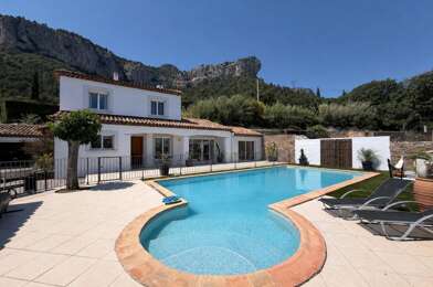 Maison 5 pièces 677000 €