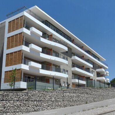 Appartement 3 pièces 231000 €