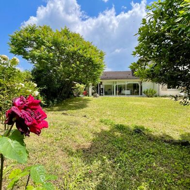 Maison 6 pièces 395200 €