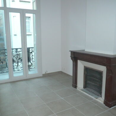 Appartement 3 pièces 713 €