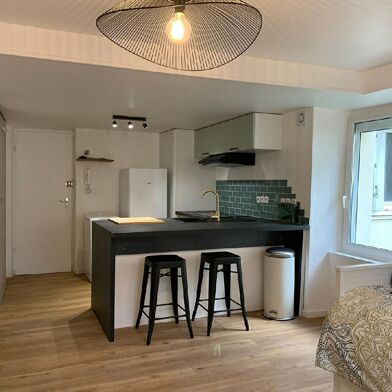 Appartement 1 pièces 630 €