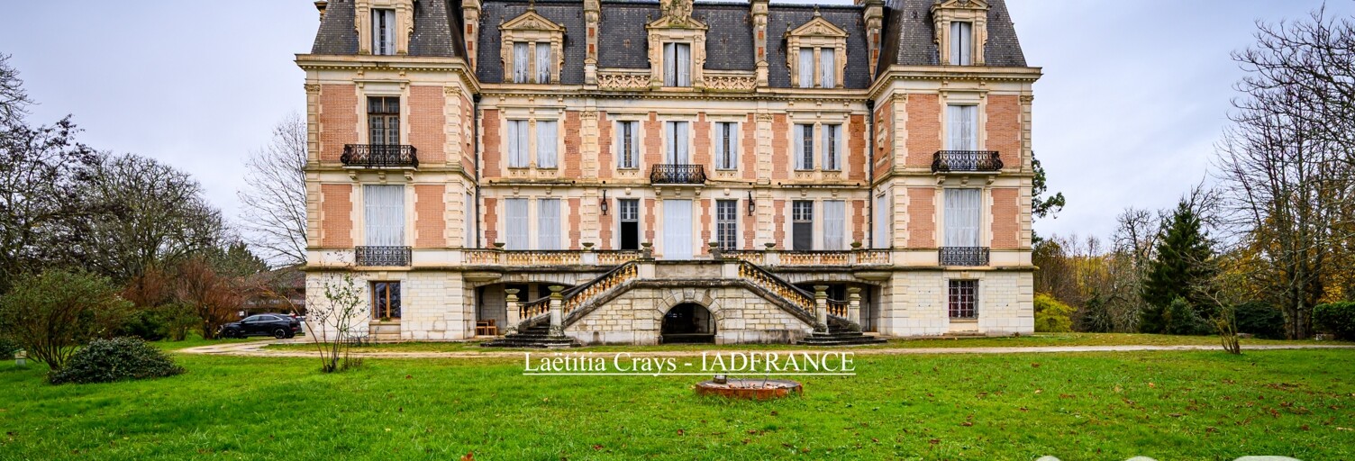 Immeuble  3600 m² à vendre à Saint-Étienne-de-Tulmont (82410)