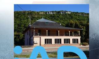 Commerce  285 m² à vendre à Massignieu-de-Rives (01300)