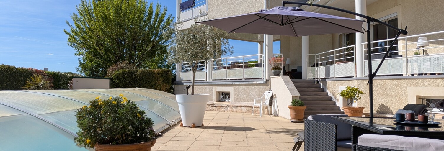 Maison 10 Pièces 300 m² à vendre à Puygouzon (81990)