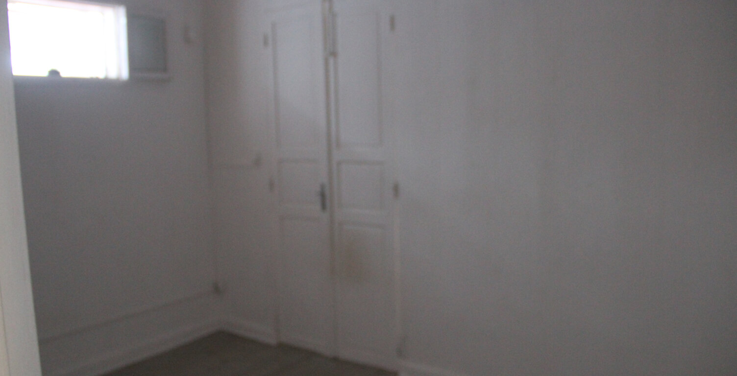À Basse-Terre, vaste  appartement T2 à louer avec balcon — photo 1