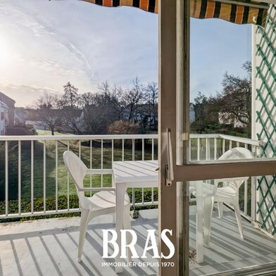 Appartement 3 pièces 286200 €