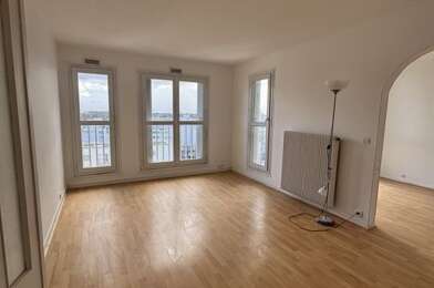 Appartement 5 pièces 1500 €