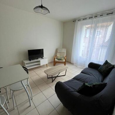 Appartement 2 pièces 560 €