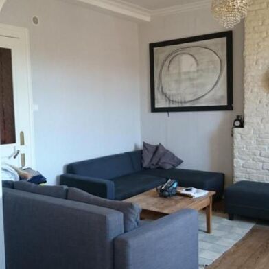 Appartement 4 pièces 845 €