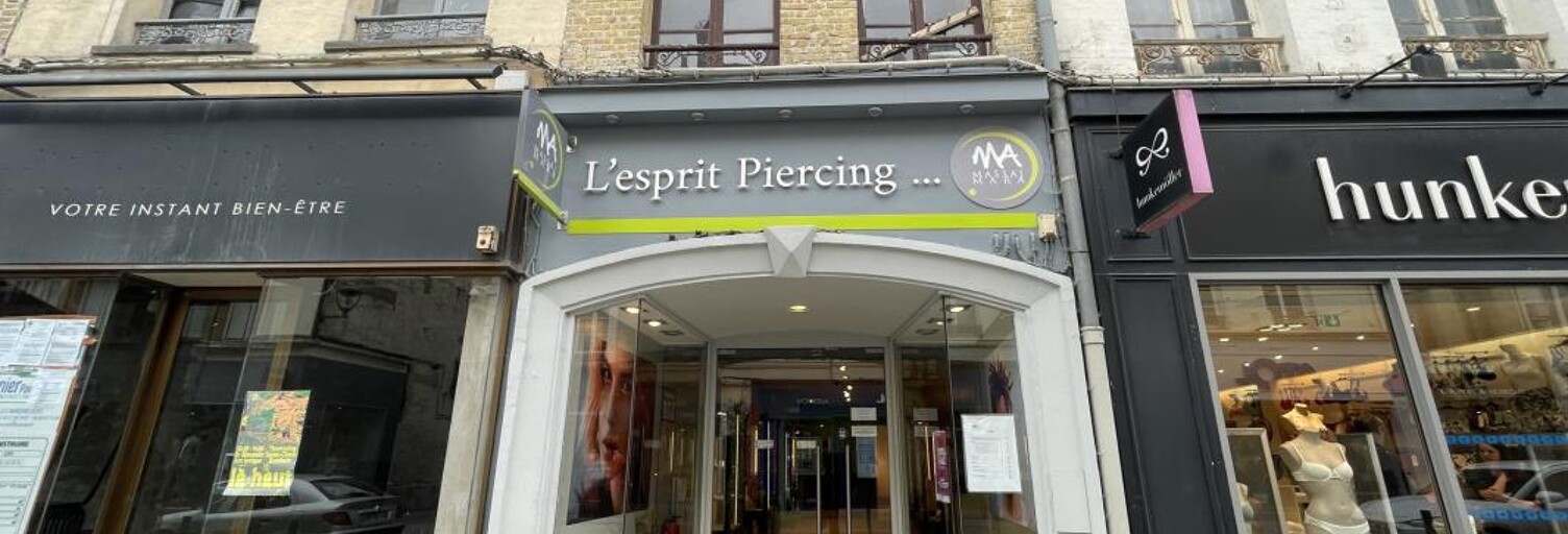 Commerce  90 m² à louer à Saint-Omer (62500)