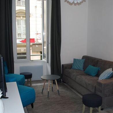 Appartement 3 pièces 1300 €