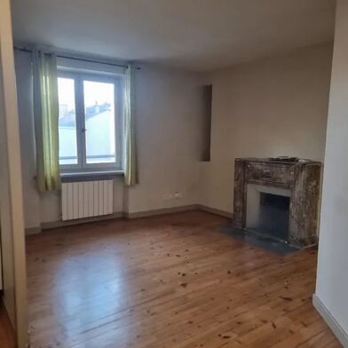 Appartement 2 pièces 670 €