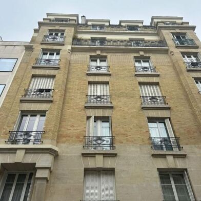 Appartement 1 pièces 930 €