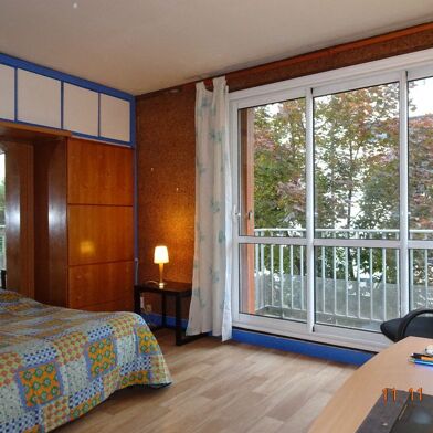 Appartement 1 pièces 1300 €