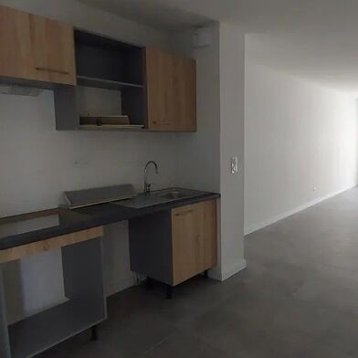 Appartement 3 pièces 849 €