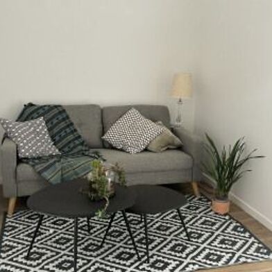 Appartement 4 pièces 660 €