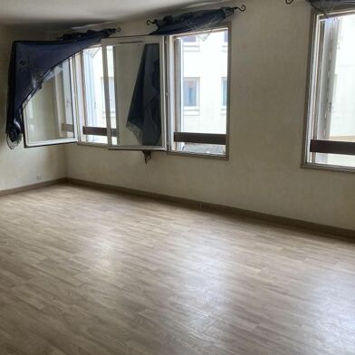 Appartement 3 pièces 1350 €
