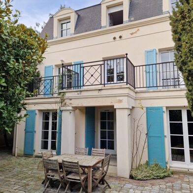 Maison 10 pièces 595000 €