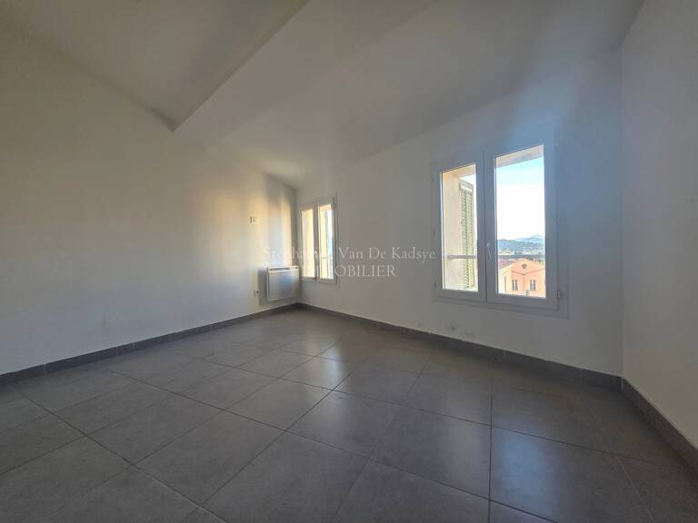 APPARTEMENT 49 M² - DUPLEX - CHAMBRE - BUREAU — photo 1