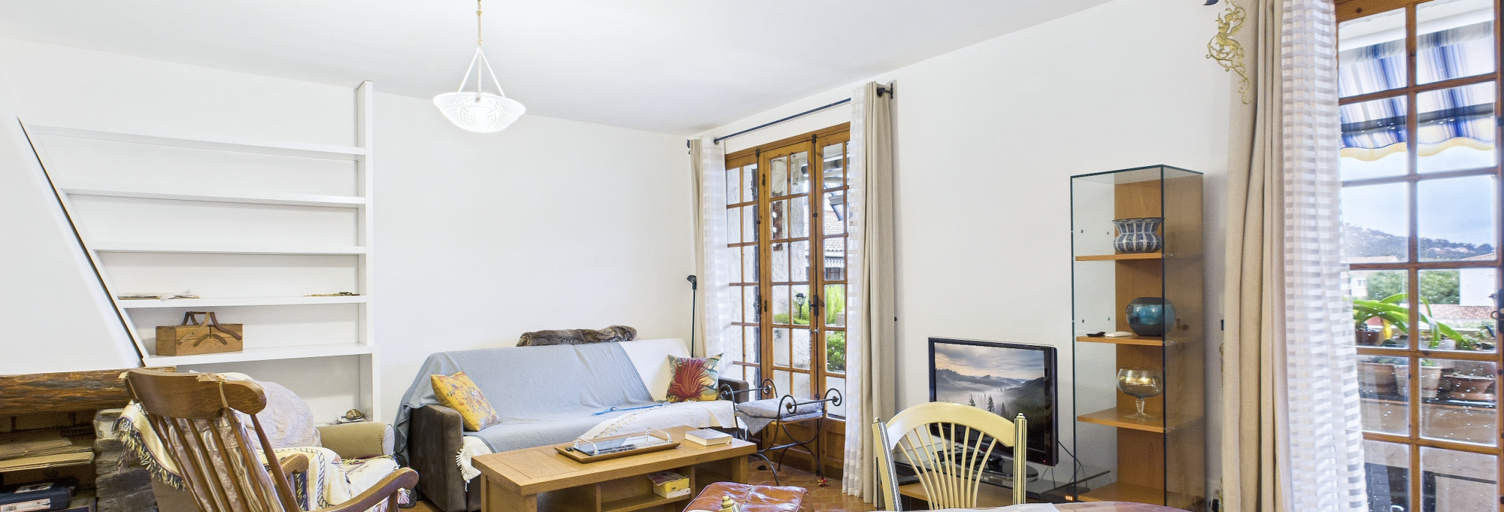 Appartement 4 Pièces 74 m² à vendre à Carqueiranne (83320)