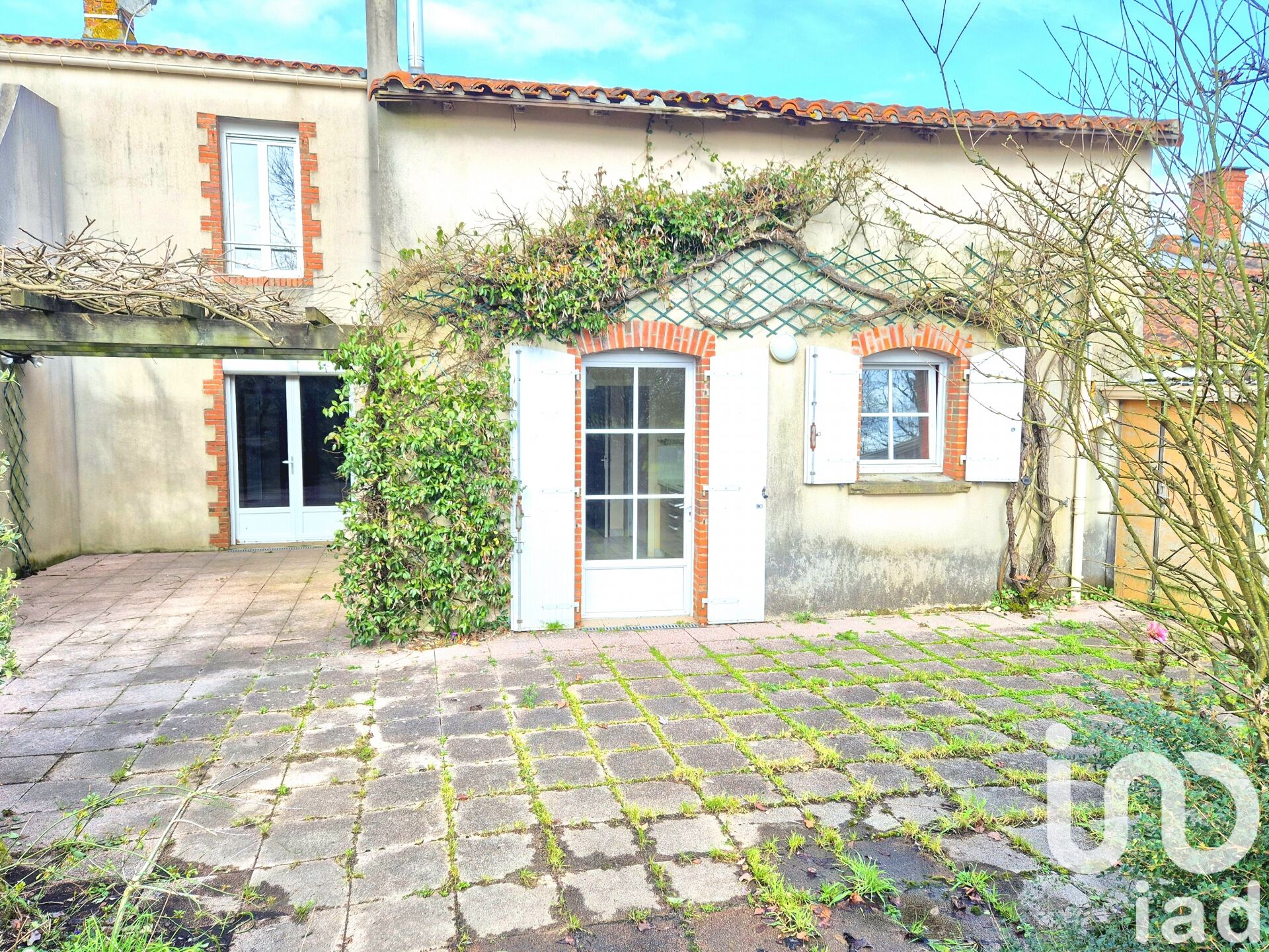 Essarts-En-Bocage - 140m² - 5p. - 4ch.
