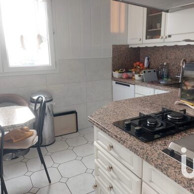 Appartement 4 pièces 196500 €