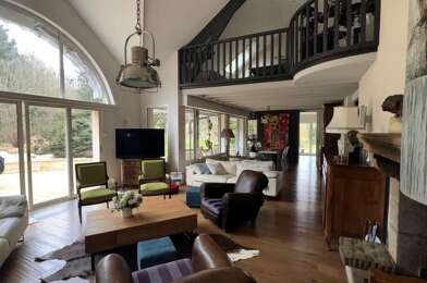 Maison 7 pièces 402300 €