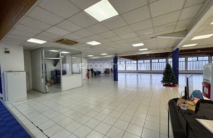 LOCAL COMMERCIAL - DEVILLE LES ROUEN - 776 m² - PARKING PRIVATIF — photo 3