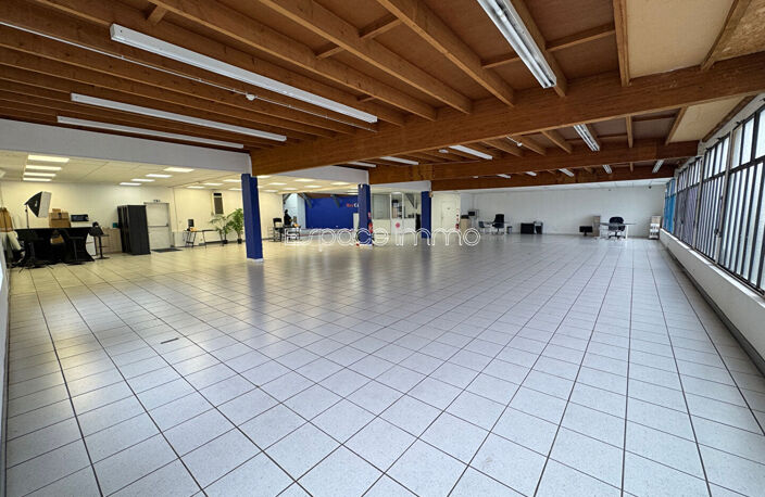 LOCAL COMMERCIAL - DEVILLE LES ROUEN - 776 m² - PARKING PRIVATIF — photo 4