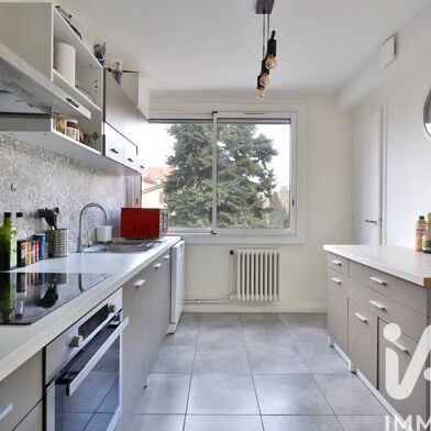 Appartement 3 pièces 215000 €