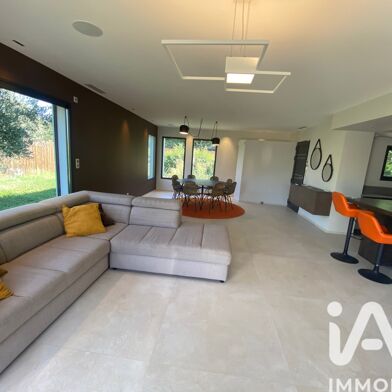 Maison 5 pièces 620000 €