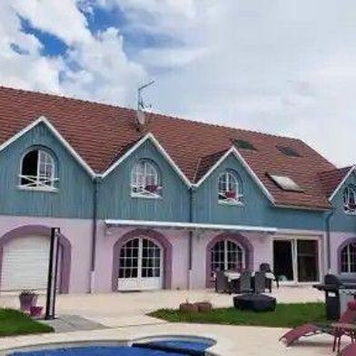 Maison 9 pièces 638600 €