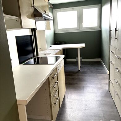 Appartement 4 pièces 1515 €