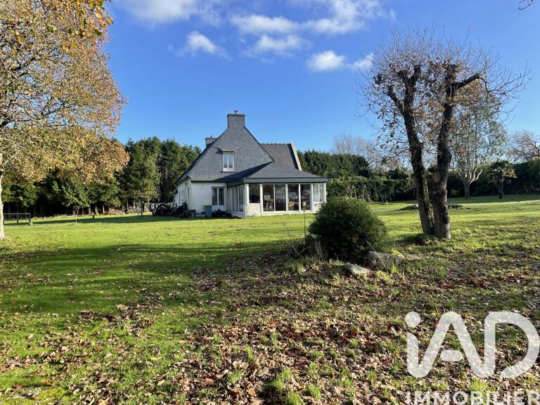 Vente Maison/villa 8 pièces — photo 1