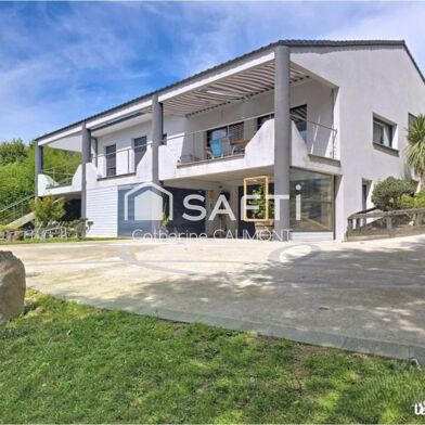 Maison 8 pièces 389000 €