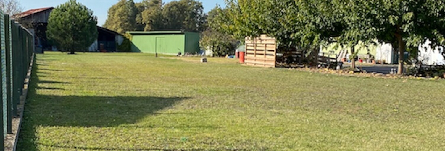 Terrain  1367 m² à vendre à Castillon-la-Bataille (33350)