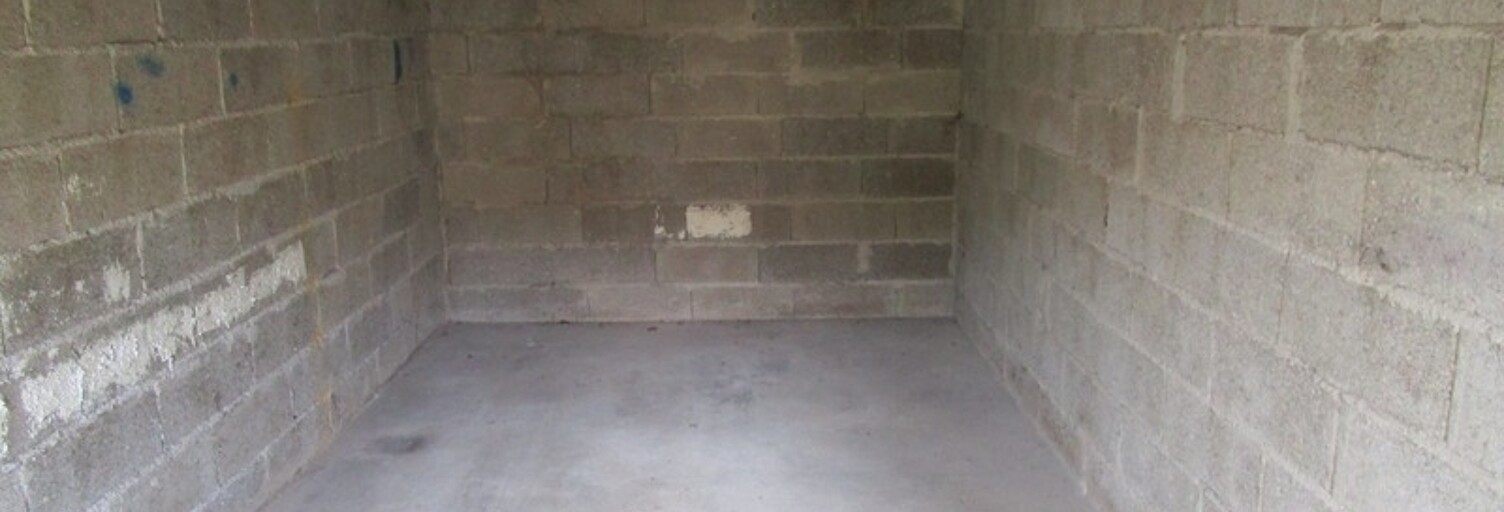 Garage  15 m² à louer à Dijon (21000)