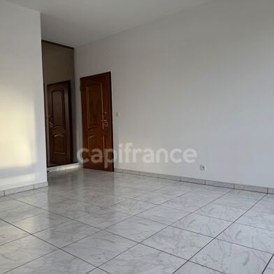 Appartement 2 pièces 665 €