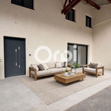 Appartement 4 pièces 1410 €