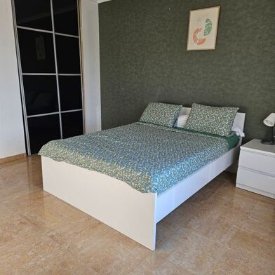 Appartement 1 pièces 450 €