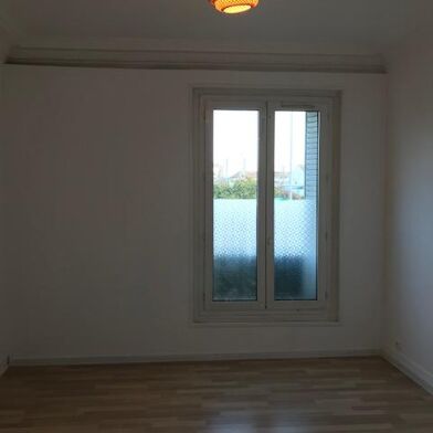 Appartement 1 pièces 732 €