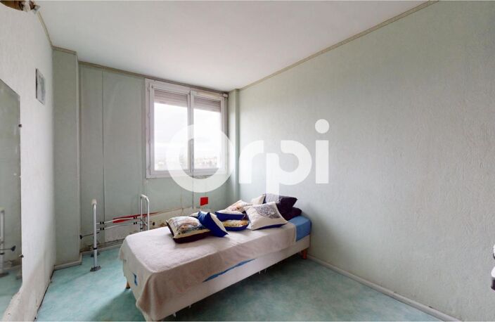 Appartement T4 À Vendre_Bron Parilly — photo 4