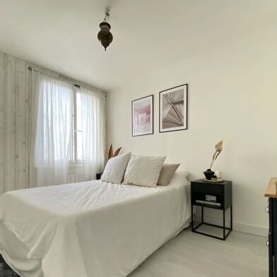 Appartement 3 pièces 990 €