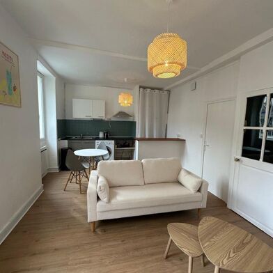 Appartement 2 pièces 750 €