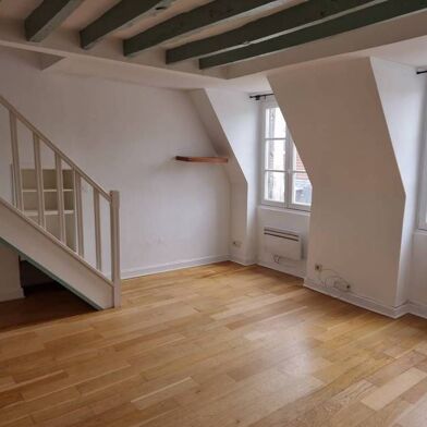Appartement 3 pièces 2100 €